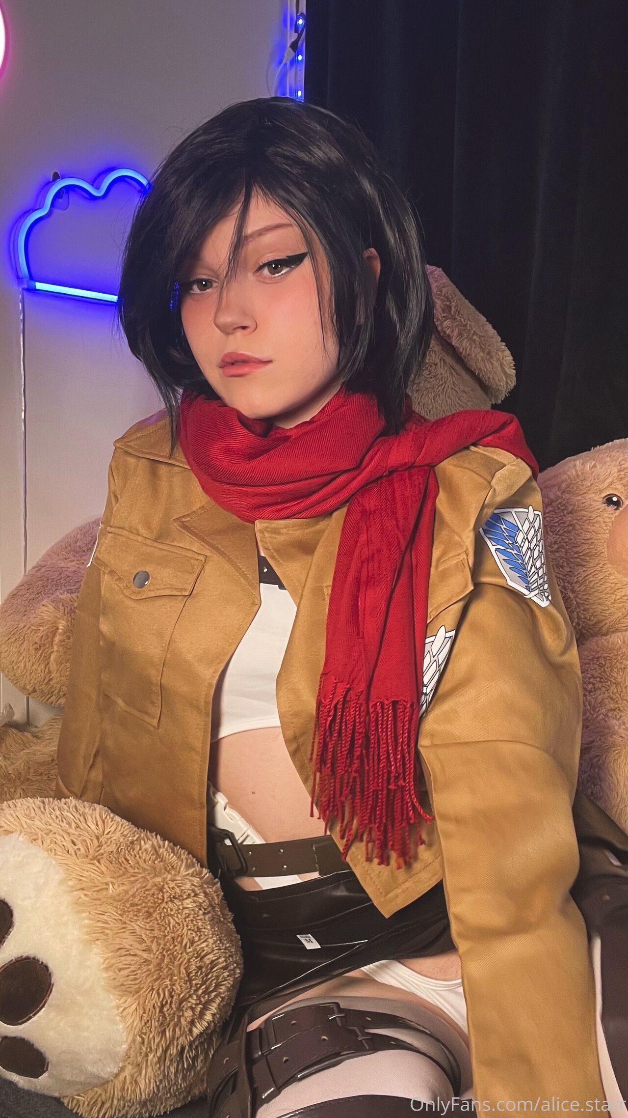 Alice Starr - Mikasa Ackerman