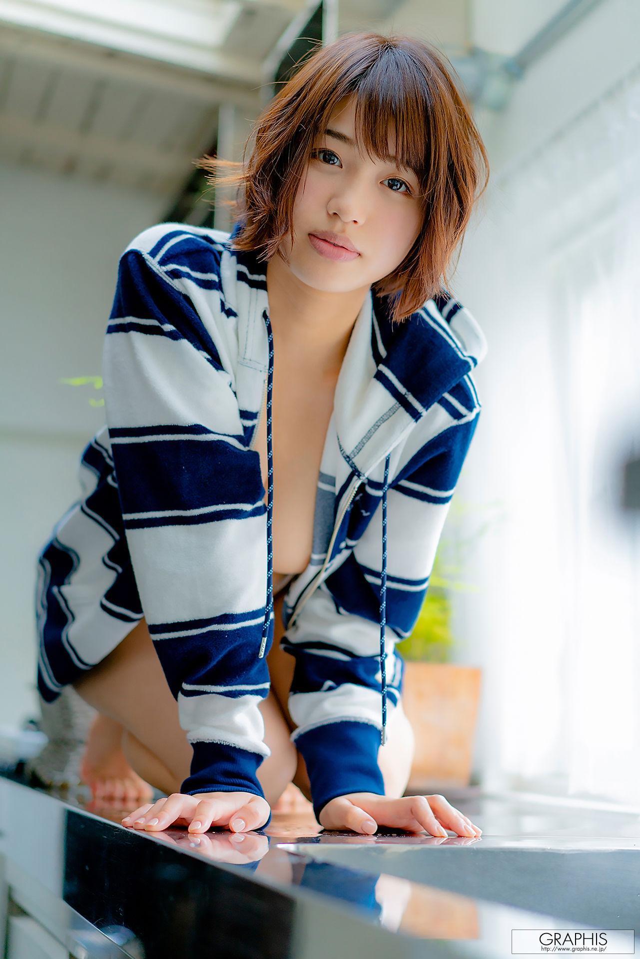 Mahiro Tadai 唯井まひろ/唯井真寻 [Graphis] First Gravure 初脱ぎ娘 写真集(38)