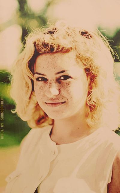 Alia Shawkat OmwMWtwa_o