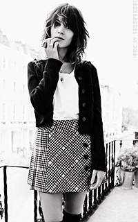 Alexa Chung Dqc3qCb7_o