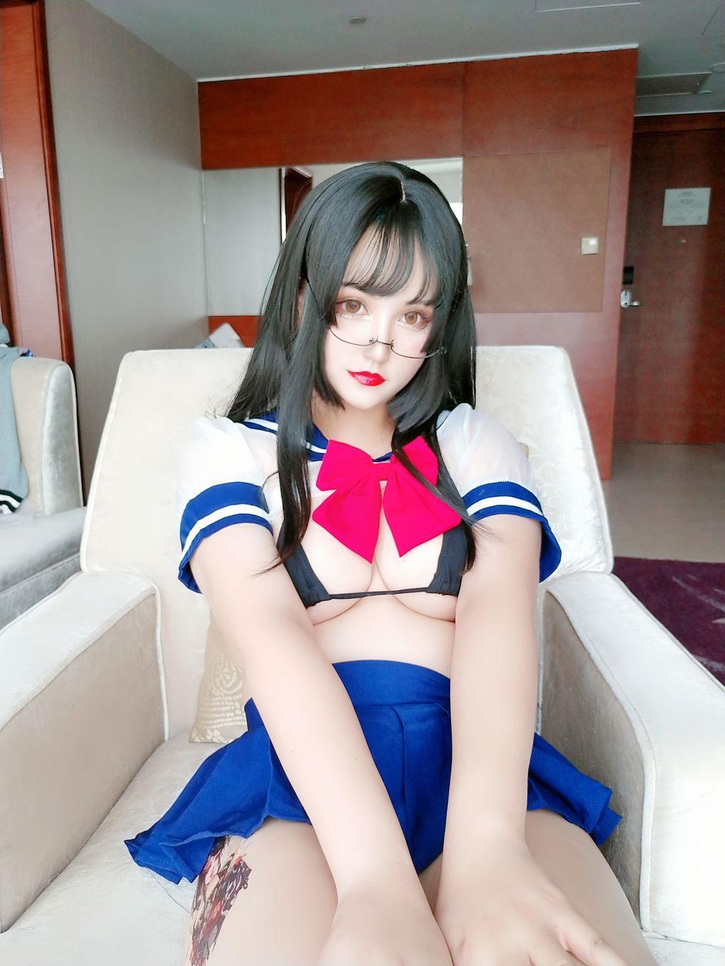 Coser@夏鸽鸽不想起床 Vol.013: 透明jk (36 photos)