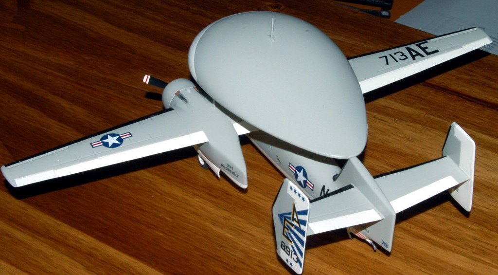 Mach 2: Grumman E-1B Tracer w/ a little help from Hasegawa 1