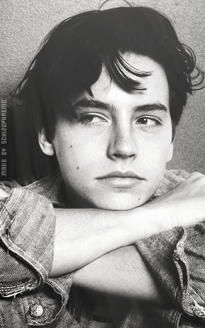 Cole Sprouse Cpunc5jm_o