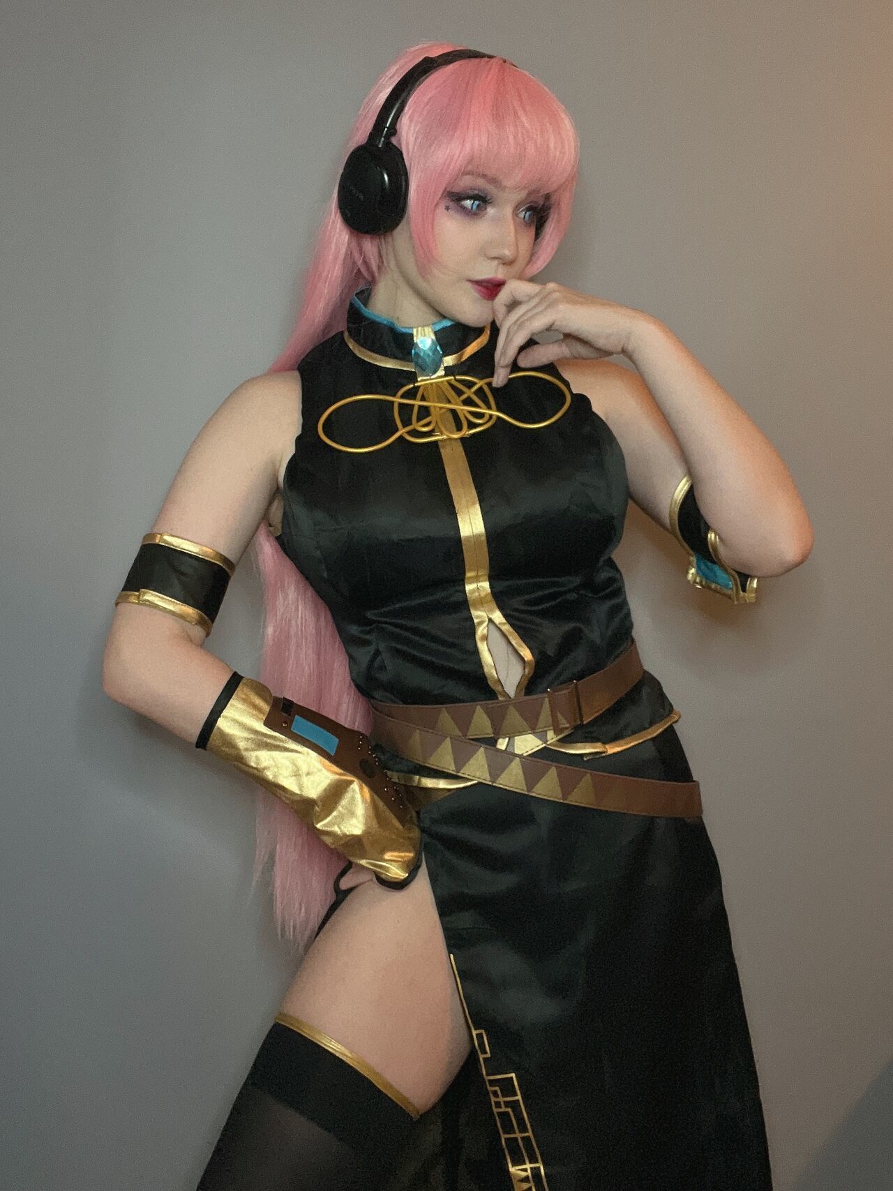 Satin Stars - Luka Megurine