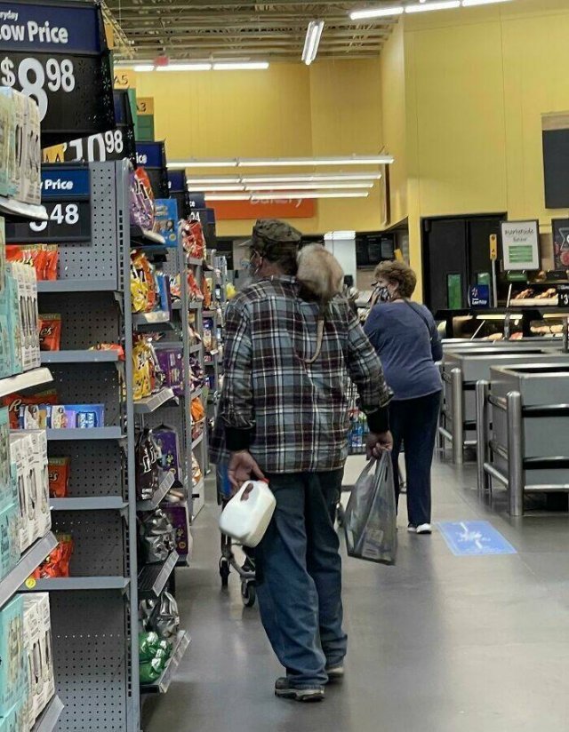 WALMART PEOPLE 3 Tu6q6l8R_o