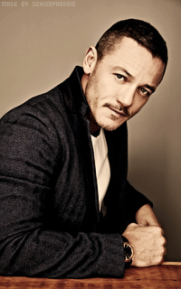 Luke Evans 5gpkMtzI_o