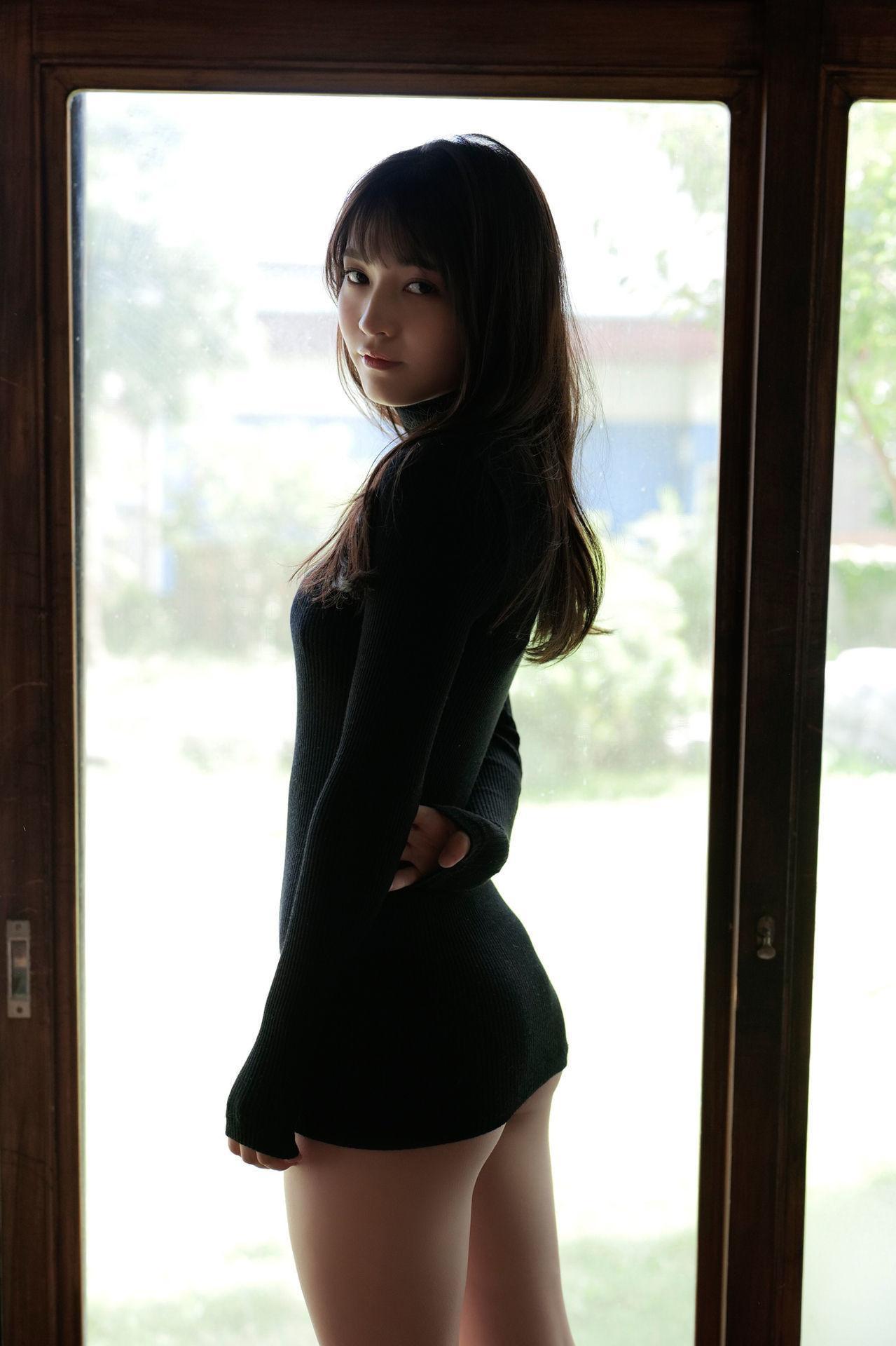 Nanako Kurosaki 黒嵜菜々子, FRIDAYデジタル写真集 「日本一バズってるBIKINI Vol.2」 Set.02(1)