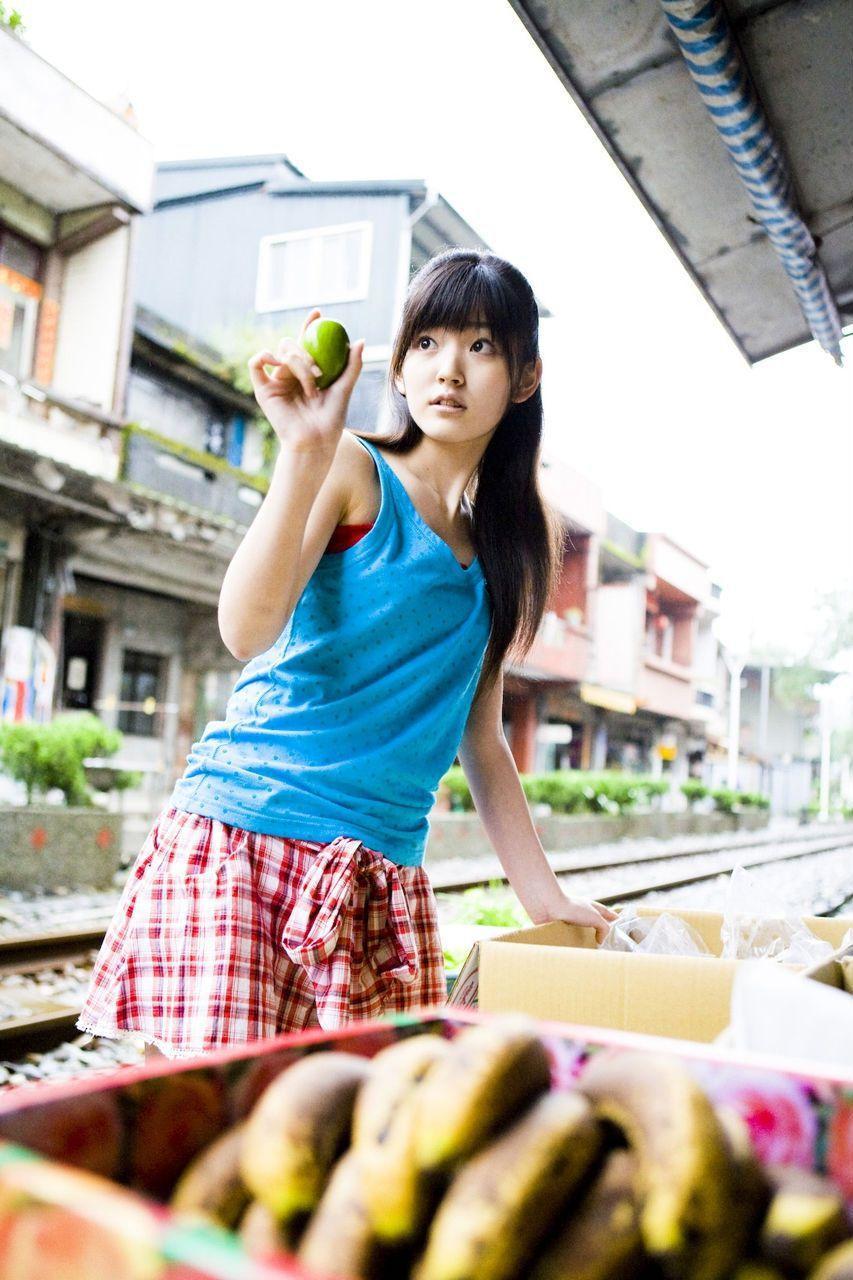 鈴木愛理 Suzuki Airi [Hello! Project Digital Books] Vol.66 写真集(53)