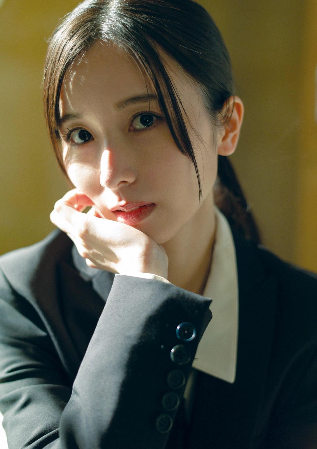 Kotoko Sasaki 佐々木琴子, 1st写真集 「明け方の夢」 Set.01(12)