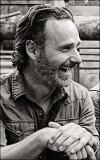 Andrew Lincoln - Page 2 Bk7tSgFX_o