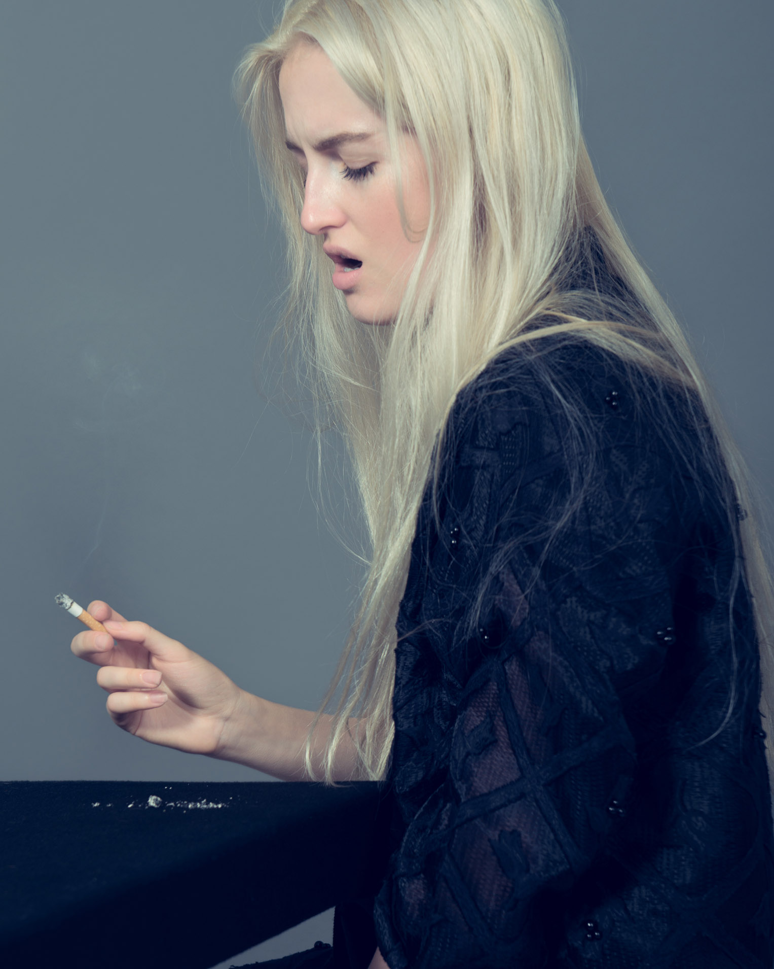 Shy Girl / Magdalena Rzazewska by Adam Trzaska / Kaltblut Magazine Shy Girl / Magdalena Rzazewska by Adam Trzaska / Kaltblut Magazine