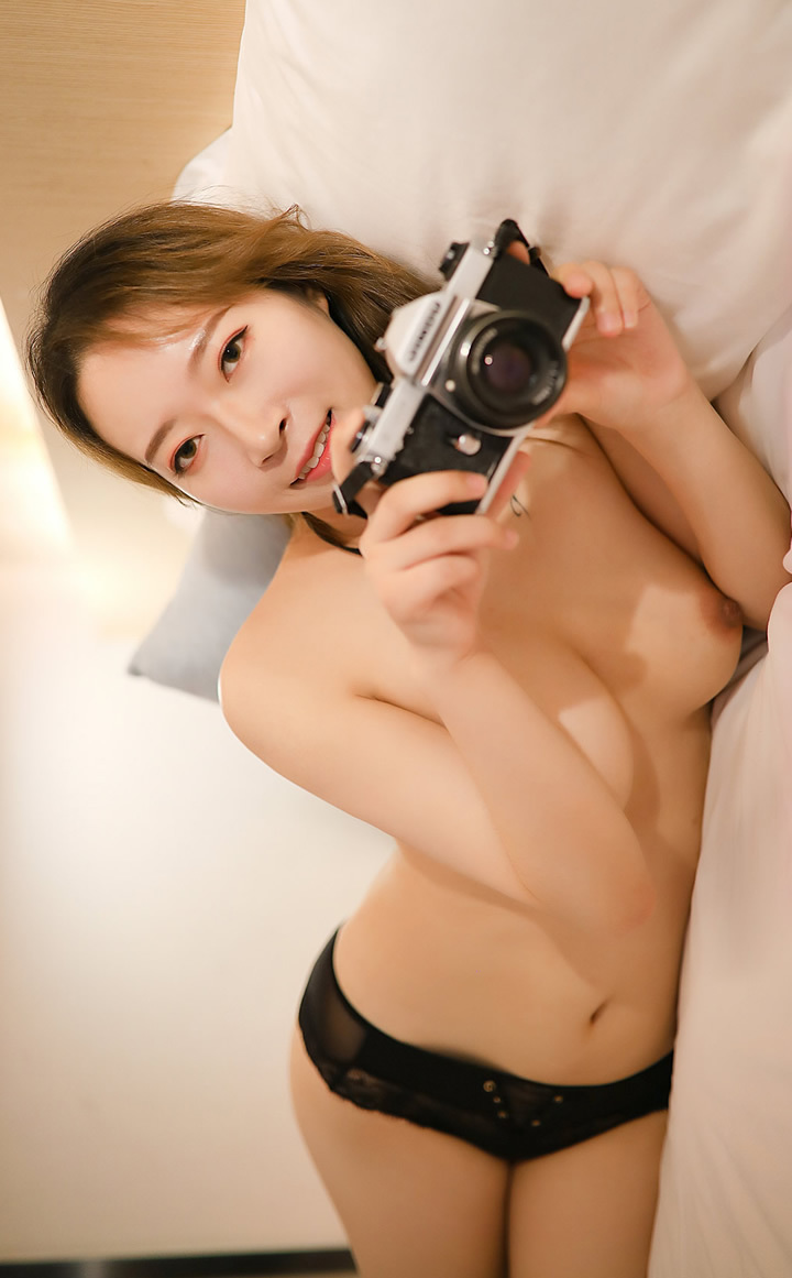 潘多拉铂金47刊美女摄影师(26)