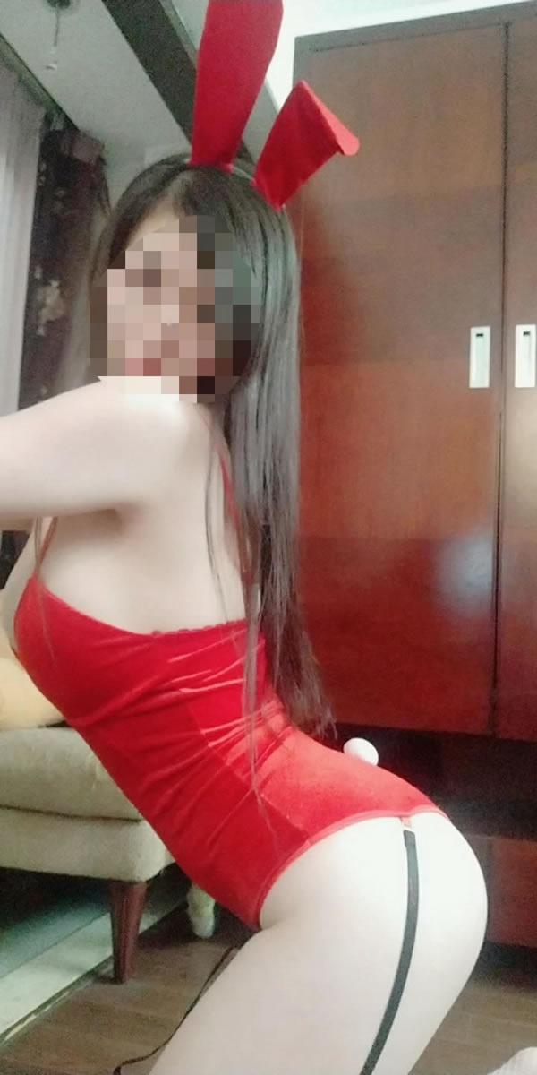 恶犬小姐姐-白丝网袜红色兔女郎无圣光套图(16)