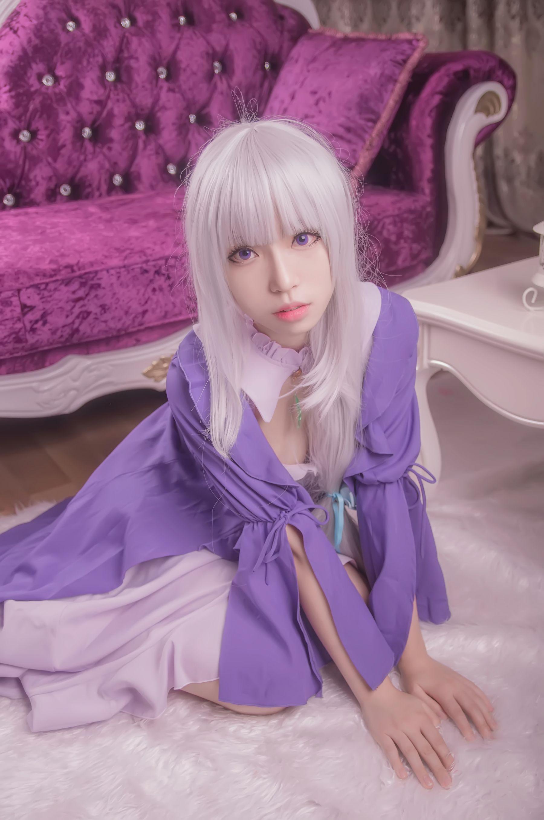 [Cosplay] 白易子教主 – RE从零开始的异世界生活 艾米莉娅(7)