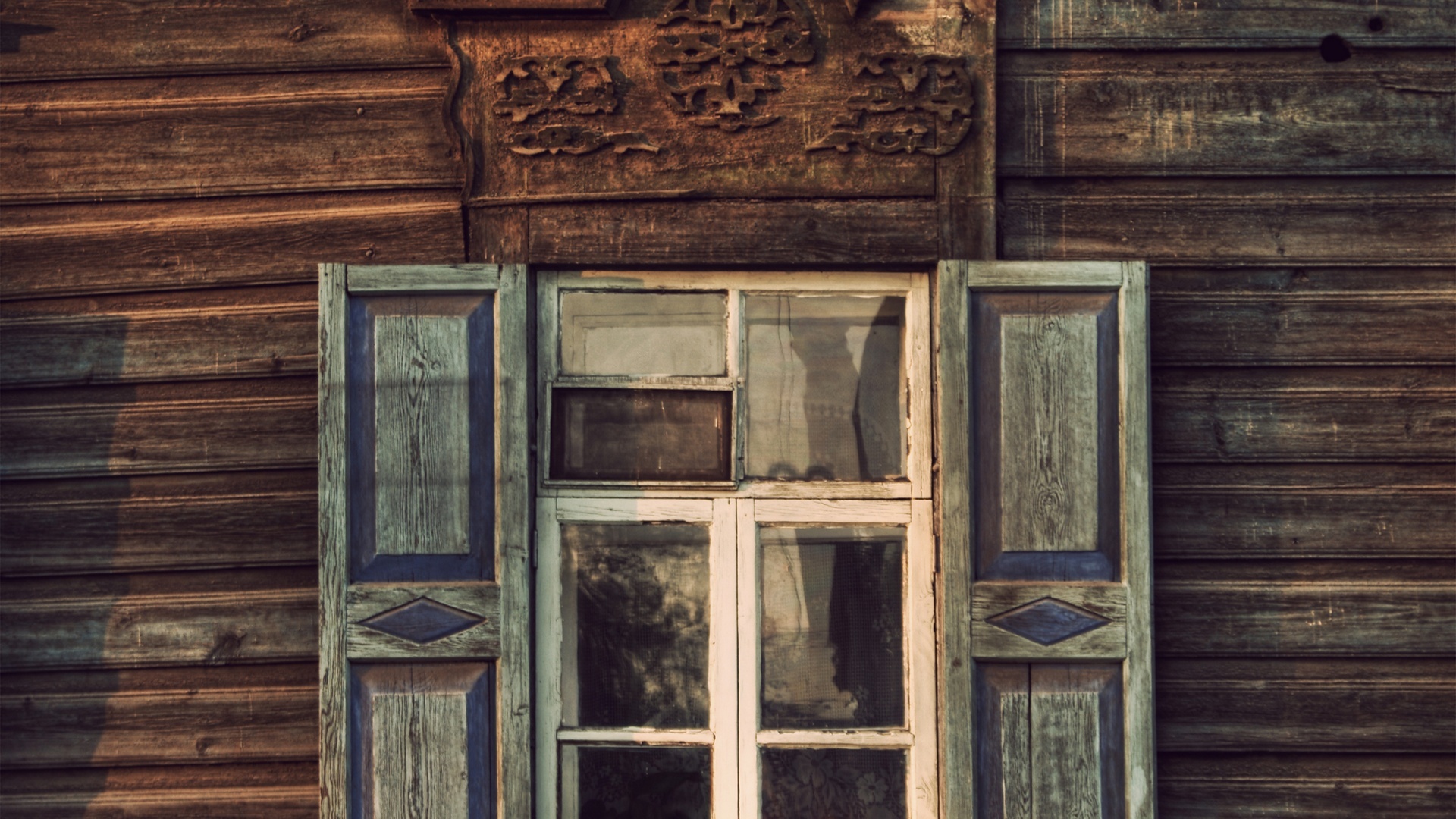 76 Siberian Wooden Houses [1920x1080]