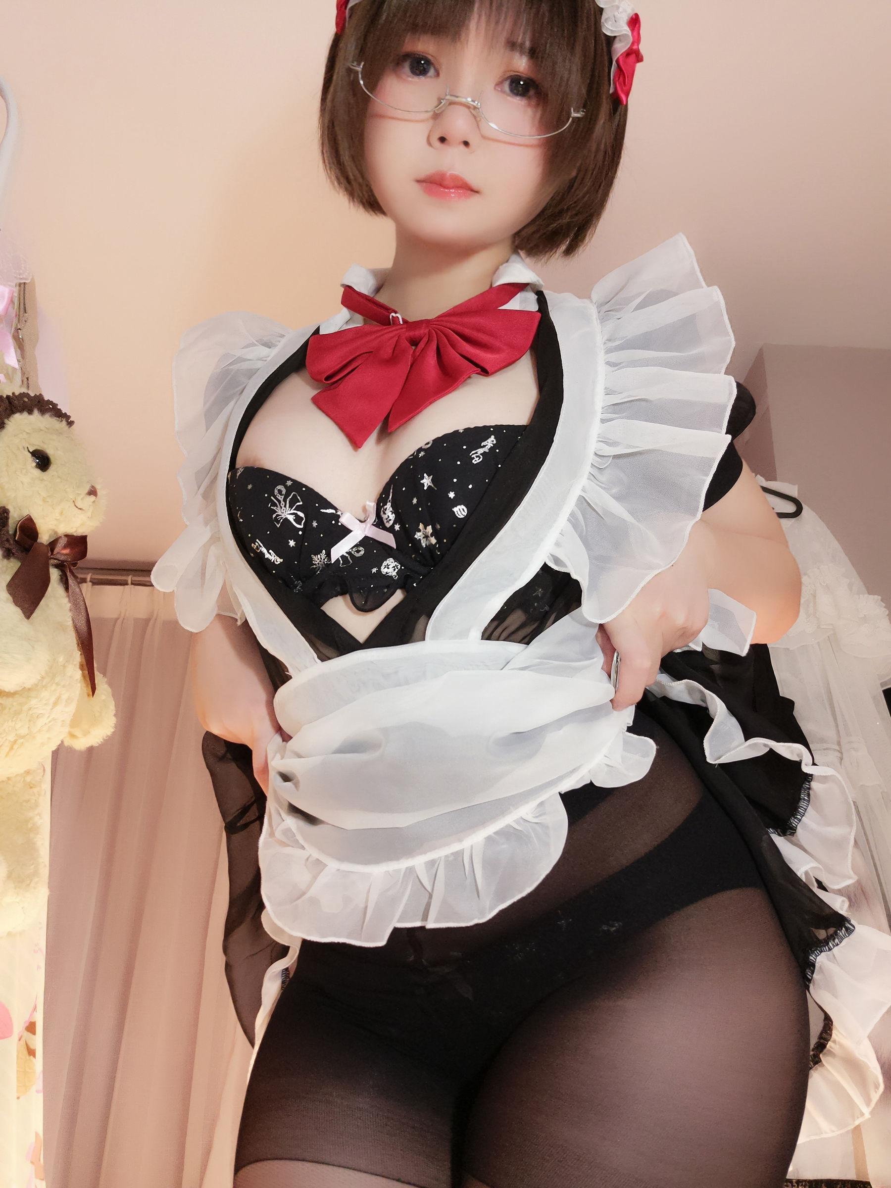 [Cosplay] Vol.25 きょう肉肉 – セクシーなメイド(9)