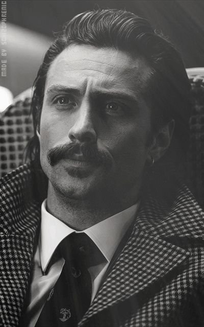 Aaron Taylor-Johnson OEOLUIQD_o