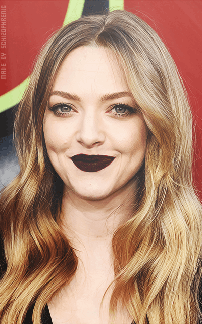 Amanda Seyfried UV9eL4Ra_o