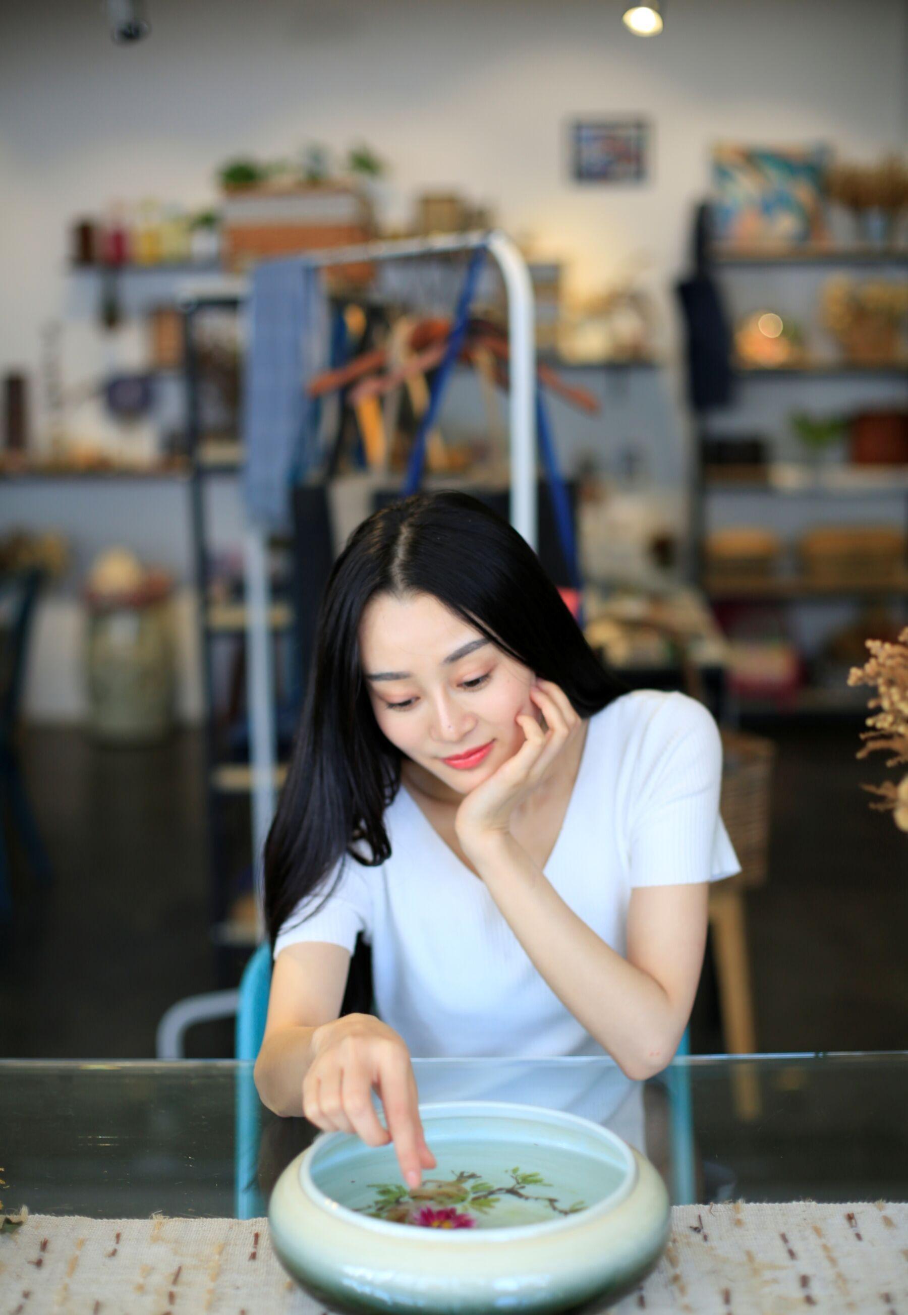 国模套图 素人私房流出(173)
