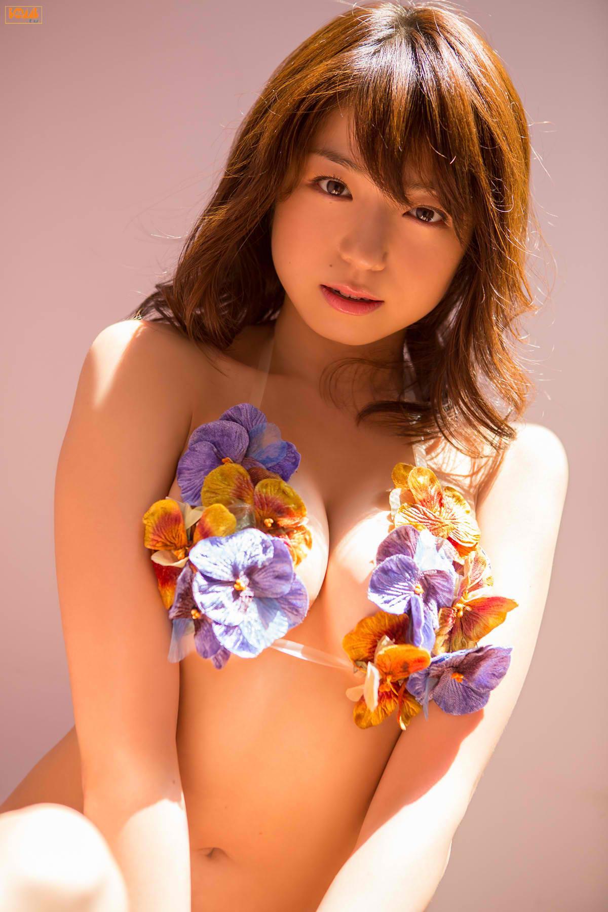 中村静香 Shizuka Nakamura 写真集 [Bomb.TV] 2014年02月号(34)