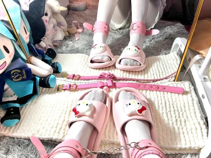 Coser@自整理福利姬: 六套合集 2024-10-22 (816 photos )(770)