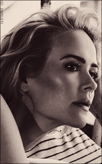 Sarah Paulson EI05t5gu_o