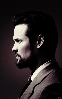 Shane West Mx3QODwr_o