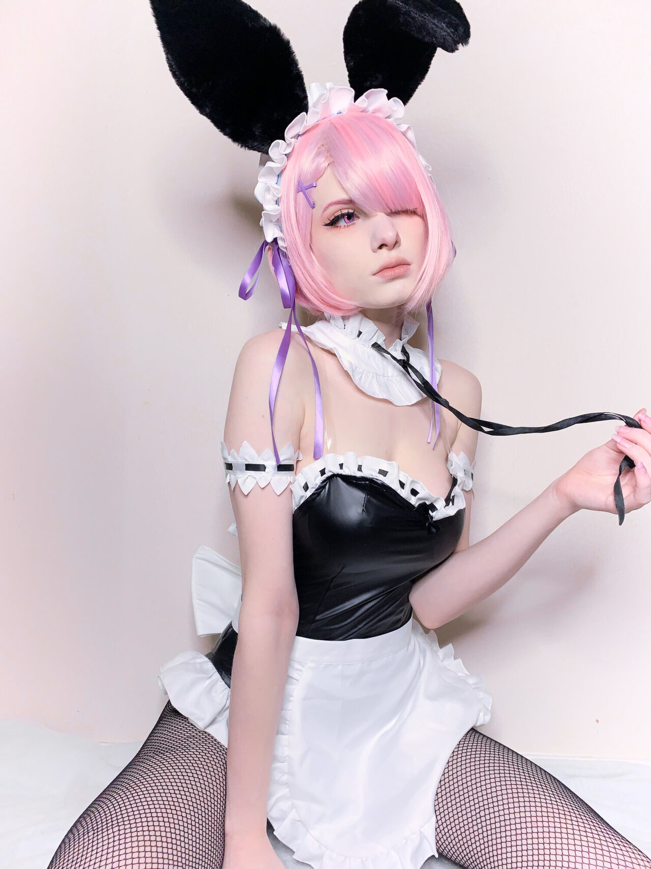 Bunni Lynn - Bunny Suit Ram