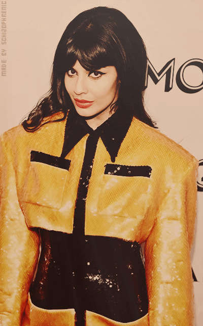 Jameela Jamil 2tmtnL6D_o