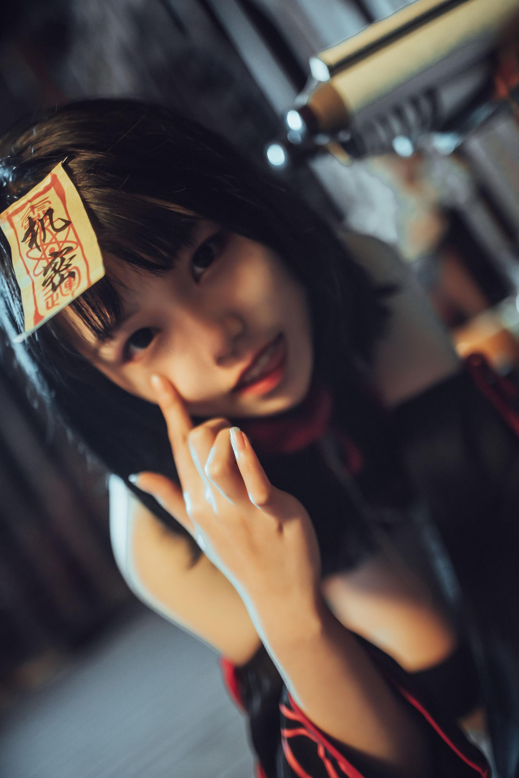 [Cosplay] 七月喵子 – 小僵尸(7)