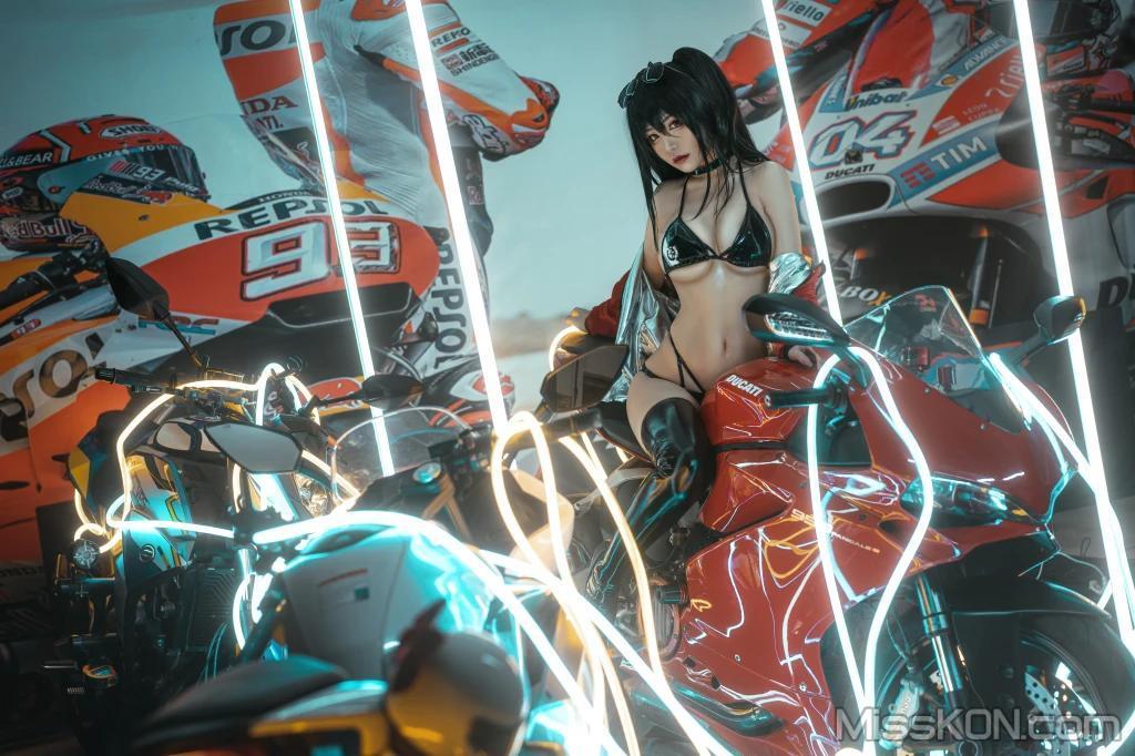 Coser@爆机少女喵小吉 (Nekokoyoshi): 碧蓝航线-大凤 (31 photos )(30)