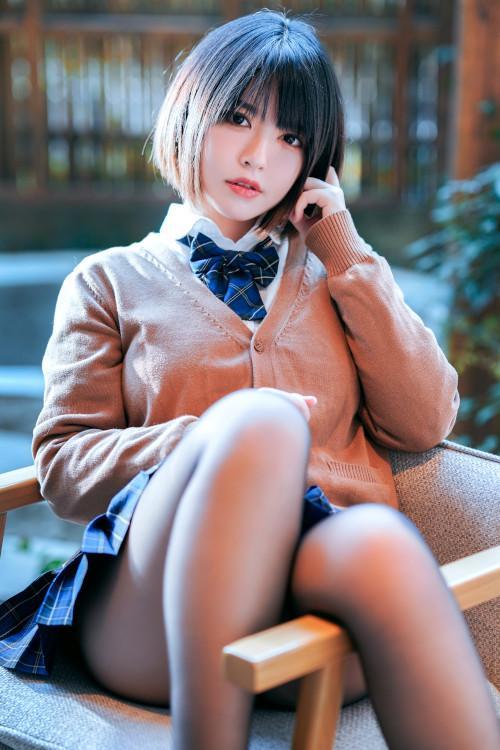 Cosplay 半半子Banbanko 彼女の制服