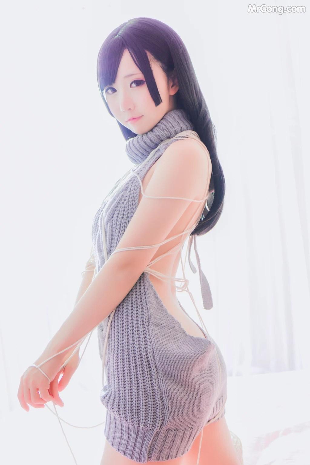 Coser@面饼仙儿 No.006: 露背毛衣 (41 photos)(30)