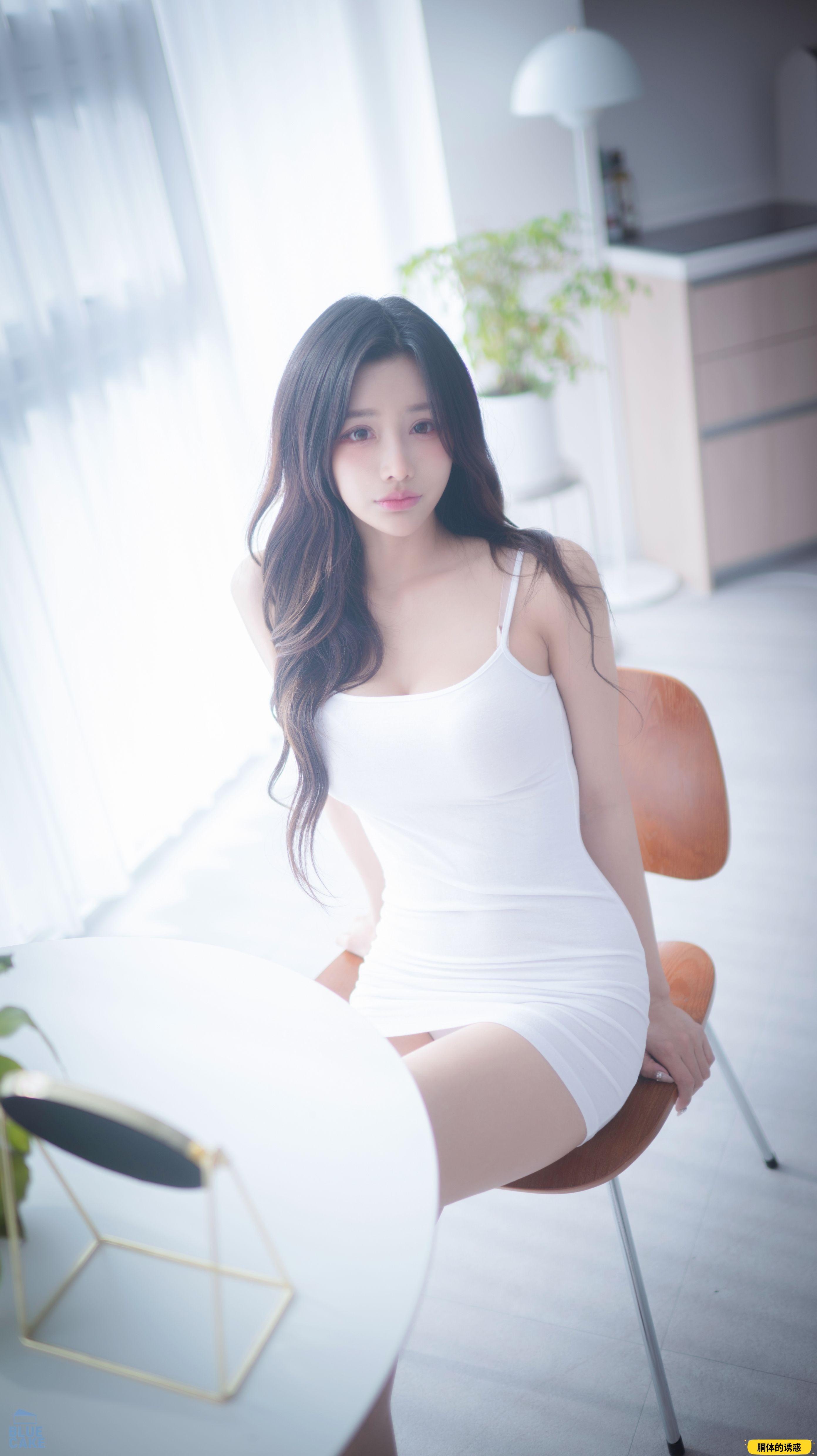 [BLUECAKE] YeonYu - Real Boob RED.Ver [190P1.24G]