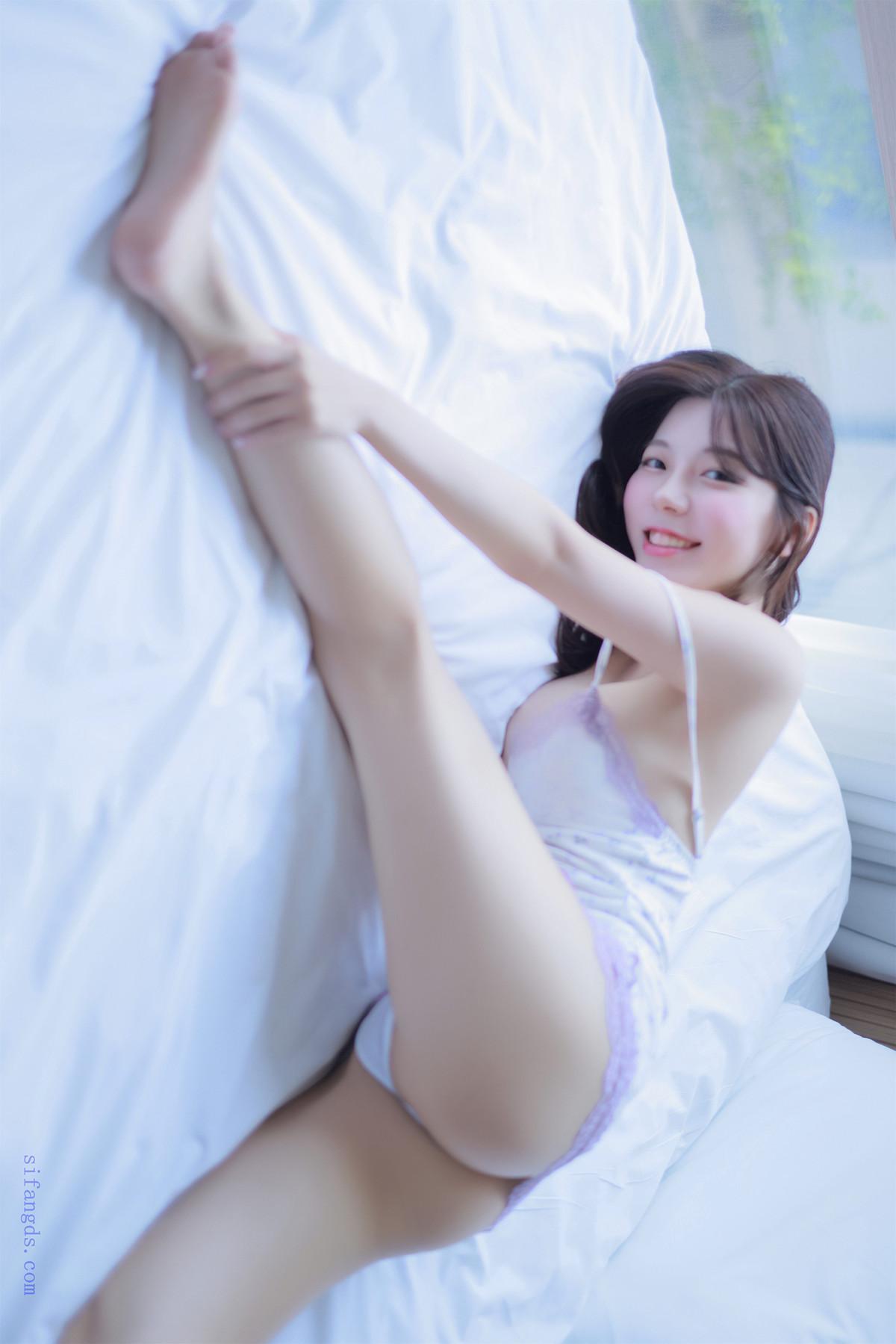 Leeesovely 쏘블리, Photobook ‘Sexy Nightgowns’ Set.02(19)