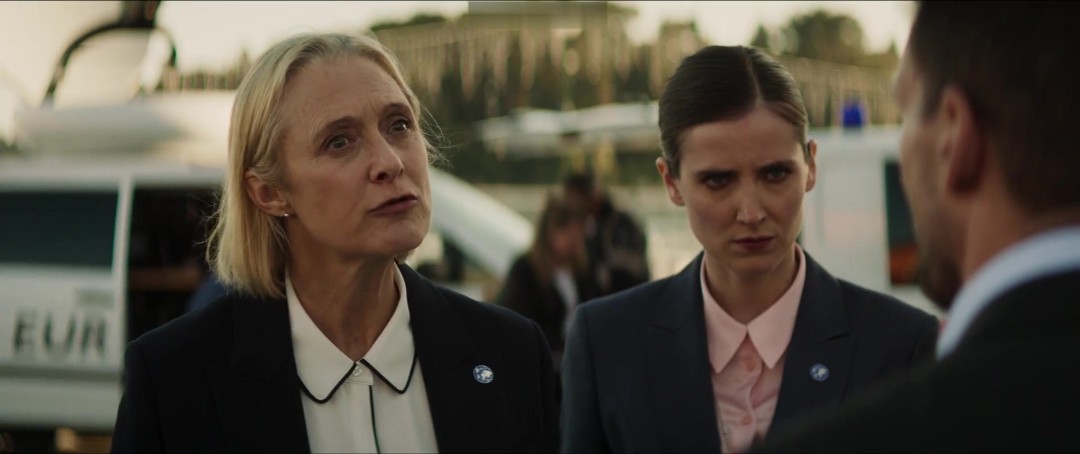 The Hitmans Wifes Bodyguard 2021 1080p HDRip X264-EVO The Hitmans Wifes Bodyguard 2021 1080p HDRip X264-EVO