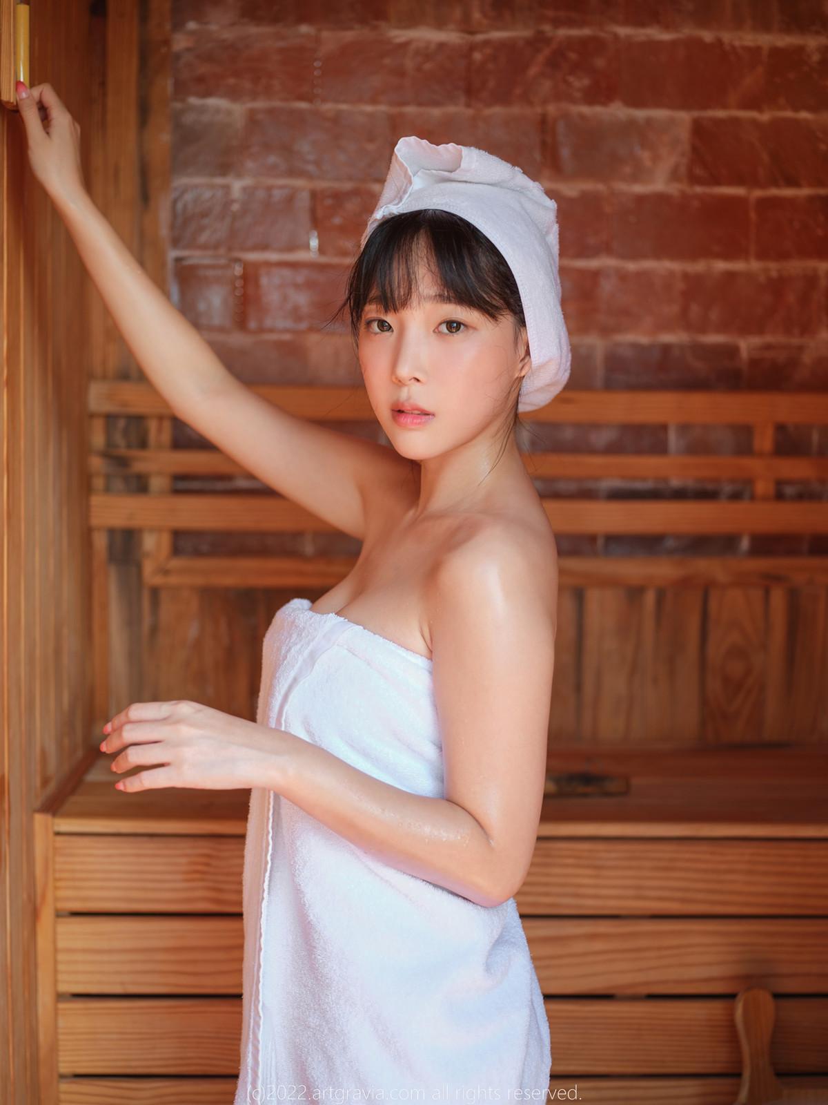 Kang Inkyung 강인경, ArtGravia Vol.457 Photobook Set.01(13)