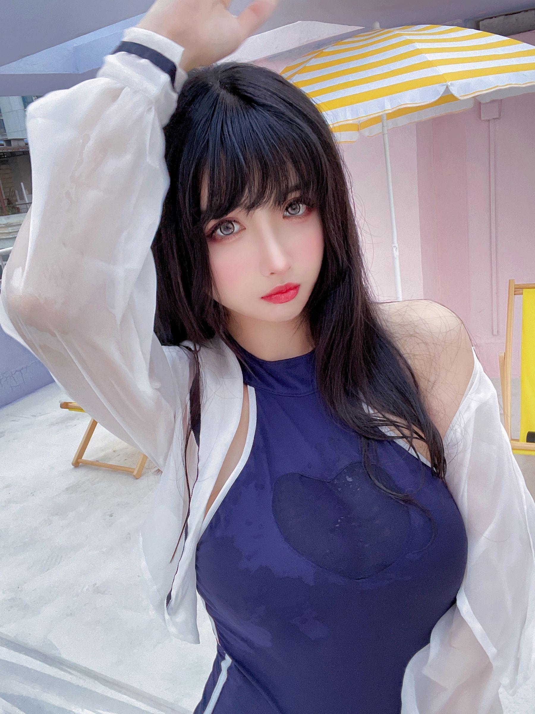 [网红COSER] rioko凉凉子 – 天台竞泳(45)