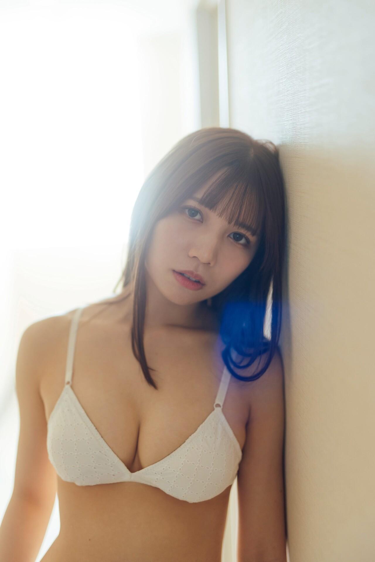 Reina Miyoshi 三好麗奈, FLASH 2021.11.30 (フラッシュ 2021年11月30日号)(6)