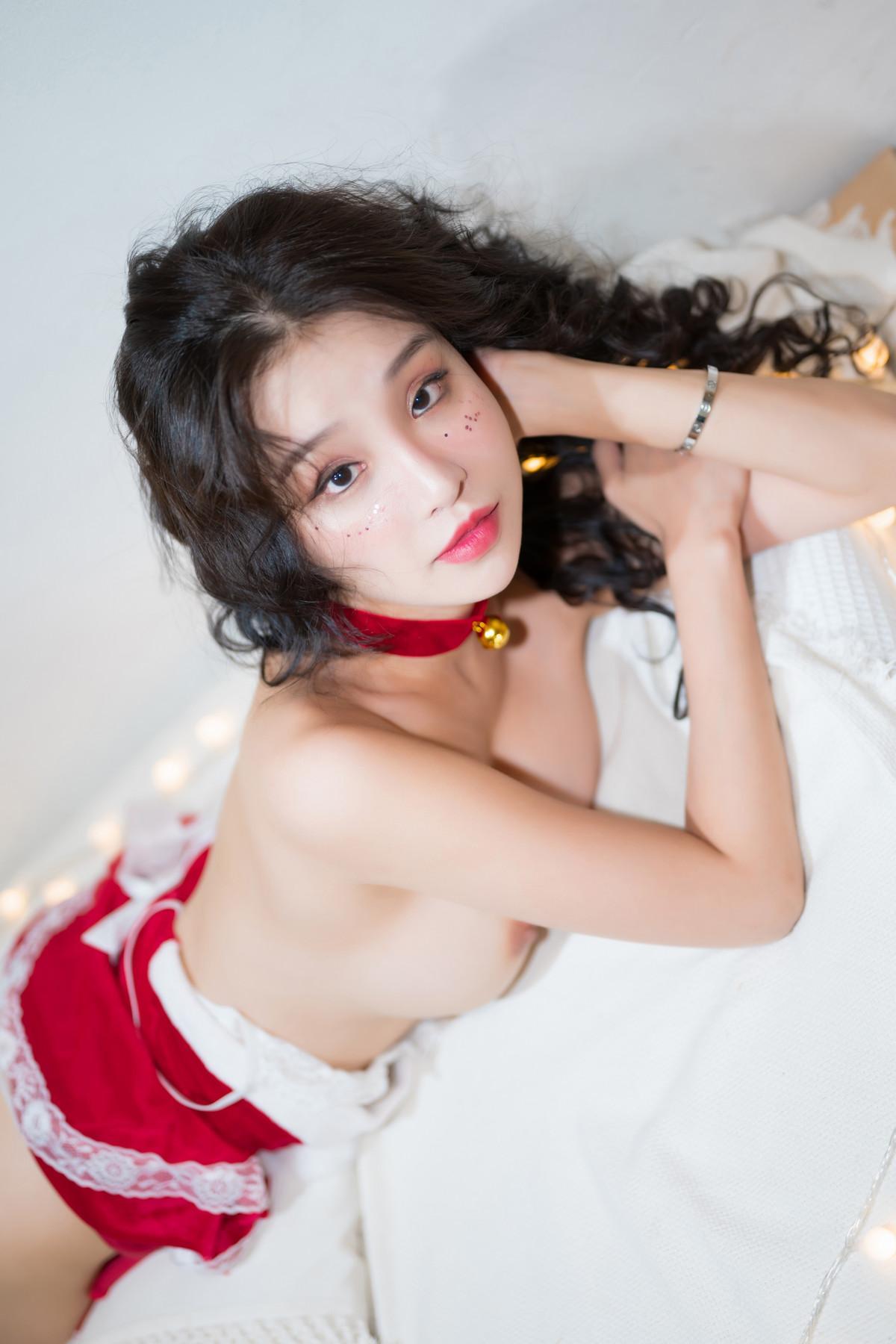 Lee-Seol 이설, Photobook Garden & Christmas Set.01(51)