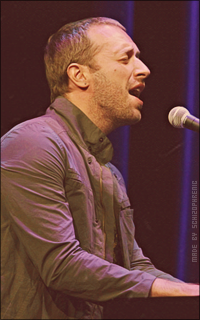 Chris Martin XAg6oRtw_o