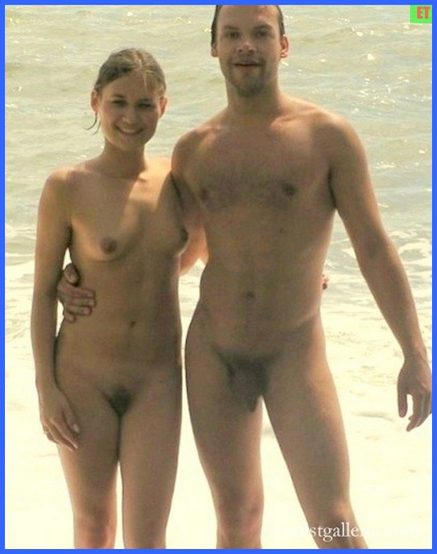 Entre Playas Bikinis y Nudistas 06 - MegaPost -