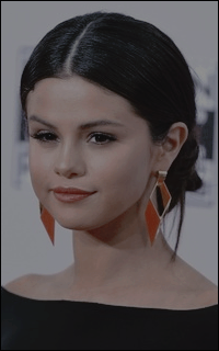 Selena Gomez E1iR6ZwU_o