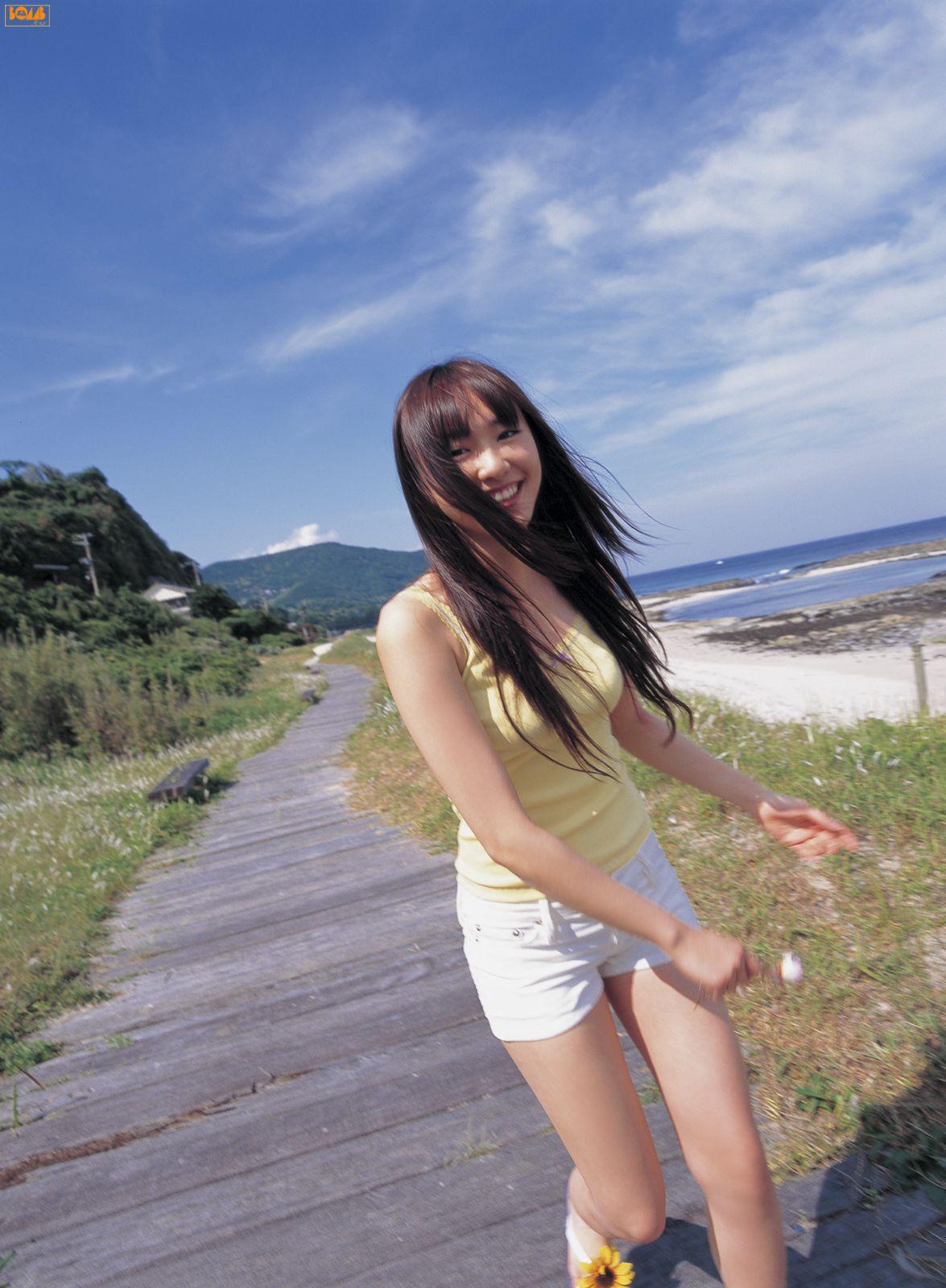 [Bomb.TV] 2006年07月刊 Yui Aragaki 新垣結衣/新垣结衣 写真集(45)