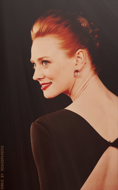 Deborah Ann Woll Jv2PD45p_o