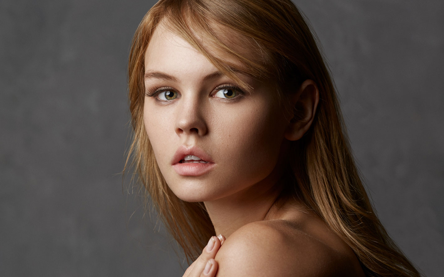 портрет Анастасии Щегловой / Anastasiya Scheglova by Babak Fatholahi портрет Анастасии Щегловой / Anastasiya Scheglova by Babak Fatholahi