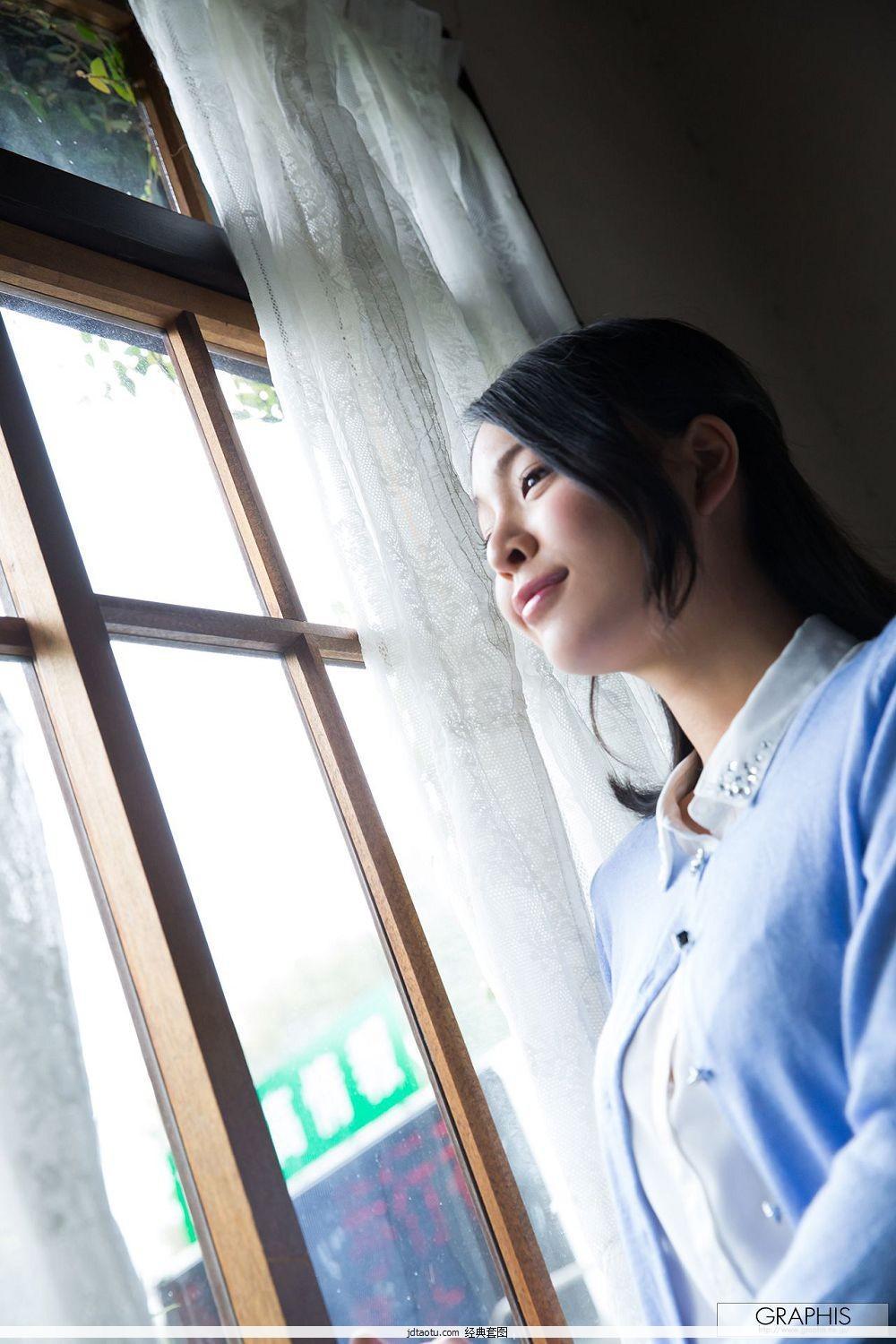 [日本Graphis写真] 初脱美娘 南真菜果 Manaka Minami(24)