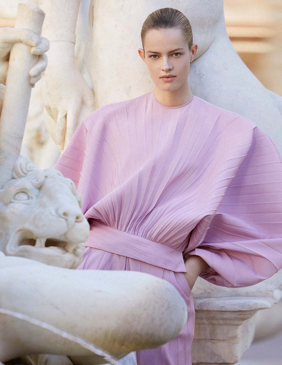 Sophia Roetz by Txema Yeste / Vogue Spain february 2019 Sophia Roetz by Txema Yeste / Vogue Spain february 2019