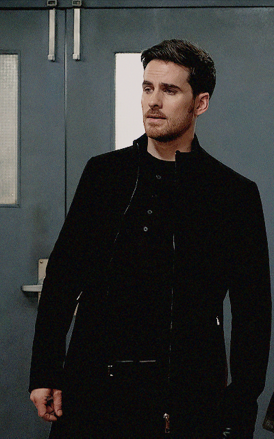 brunet - Colin O'Donoghue VDl2fkDN_o