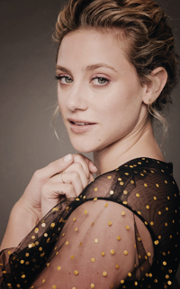 Lili Reinhart OmkrAjpZ_o